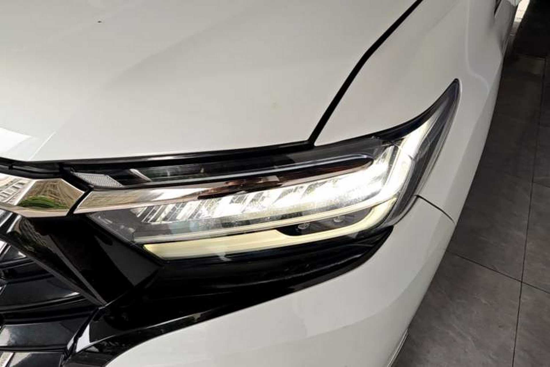 Used Honda Elysion 2022 2.0L eHEV Prestige Edition Left Front Headlight