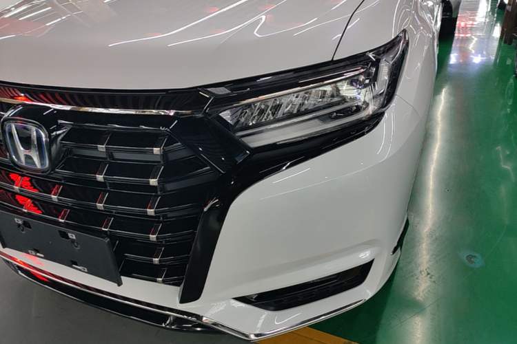 Used Honda Elysion 2022 2.0L eHEV Luxury Edition Left Front Headlight