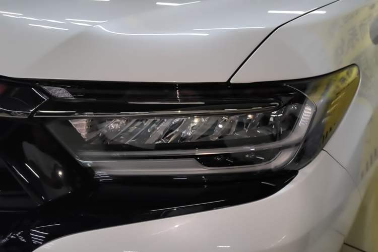 Used Honda Elysion 2022 2.0L eHEV Luxury Edition Left Front Headlight
