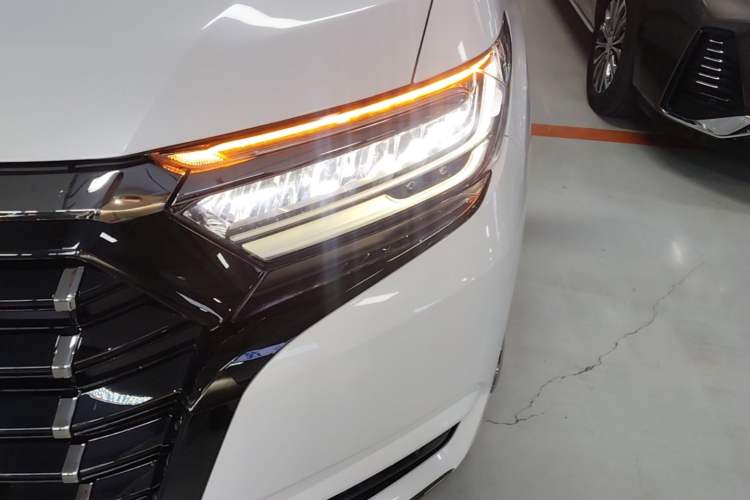 Used Honda Elysion 2022 2.0L eHEV Luxury Edition Left Front Headlight