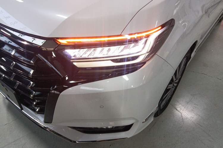 Used Honda Elysion 2022 2.0L eHEV Prestige Edition Left Front Headlight