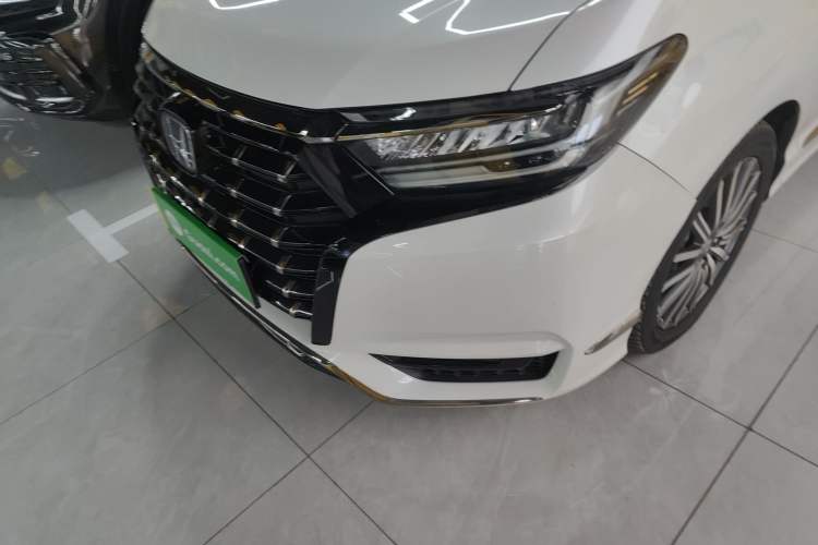 Used Honda Elysion 2022 2.0L eHEV Luxury First Edition Left Front Headlight