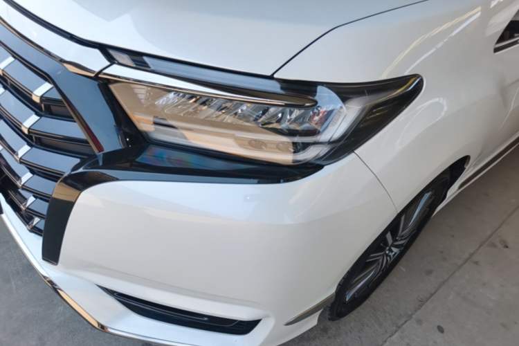 Used Honda Elysion 2022 2.0L eHEV Luxury First Edition Left Front Headlight