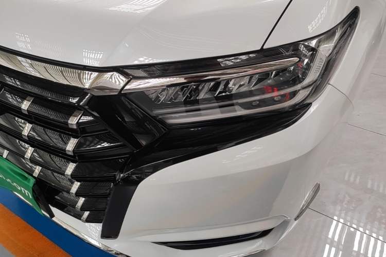 Used Honda Elysion 2022 2.0L eHEV Luxury Edition Left Front Headlight