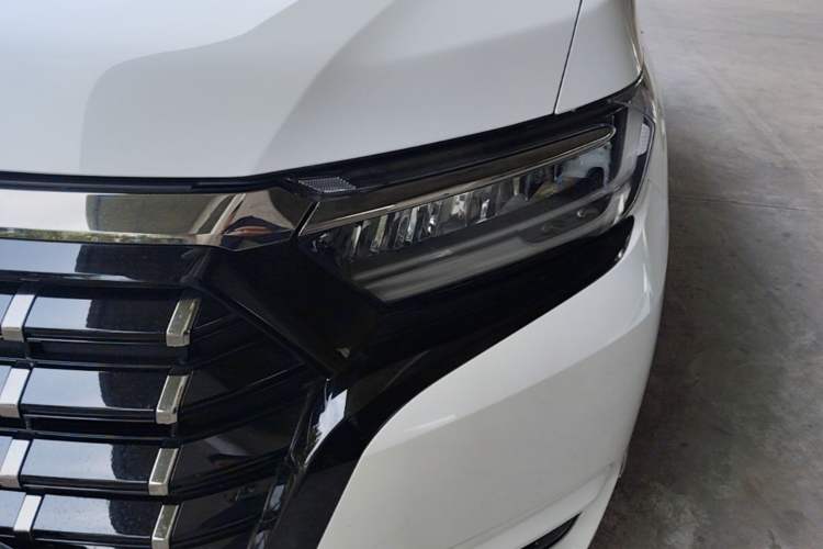 Used Honda Elysion 2022 2.0L eHEV Luxury First Edition Left Front Headlight