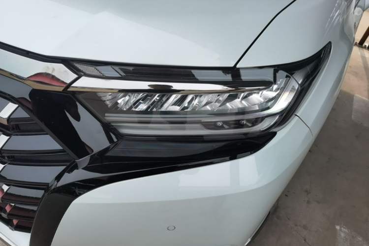 Used Honda Elysion 2022 2.0L eHEV Prestige Edition Left Front Headlight