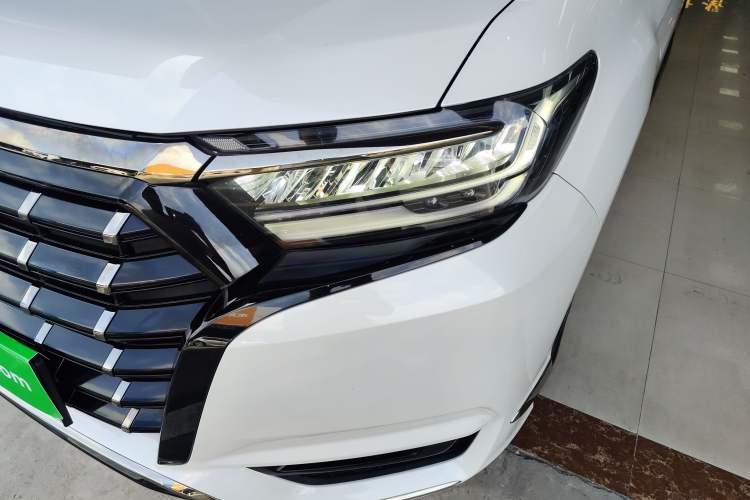 Used Honda Elysion 2022 2.0L eHEV Luxury First Edition Left Front Headlight