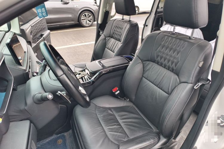 Used Honda Elysion 2022 2.0L eHEV Luxury First Edition Left Front Seat