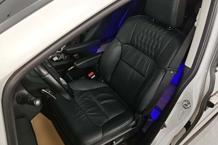 Used Honda Elysion 2022 2.0L eHEV Luxury Edition Left Front Seat