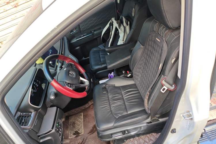 Used Honda Elysion 2022 2.0L eHEV Luxury First Edition Left Front Seat