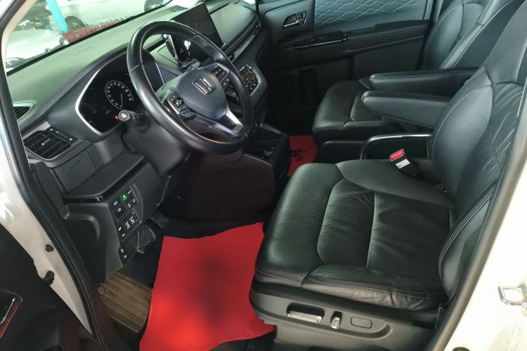 Used Honda Elysion 2022 2.0L eHEV Luxury Edition Left Front Seat