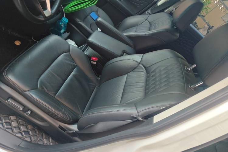 Used Honda Elysion 2022 2.0L eHEV Prestige Edition Left Front Seat