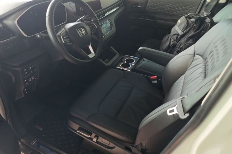 Used Honda Elysion 2022 2.0L eHEV Luxury Edition Left Front Seat