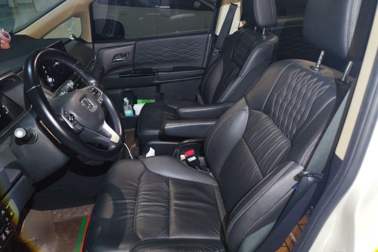 Used Honda Elysion 2022 2.0L eHEV Luxury First Edition Left Front Seat