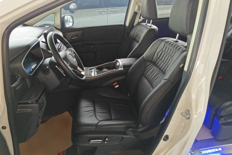 Used Honda Elysion 2022 2.0L eHEV Luxury Edition Left Front Seat