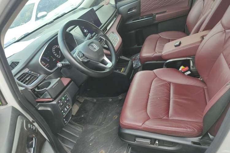 Used Honda Elysion 2022 2.0L eHEV Prestige Edition Left Front Seat