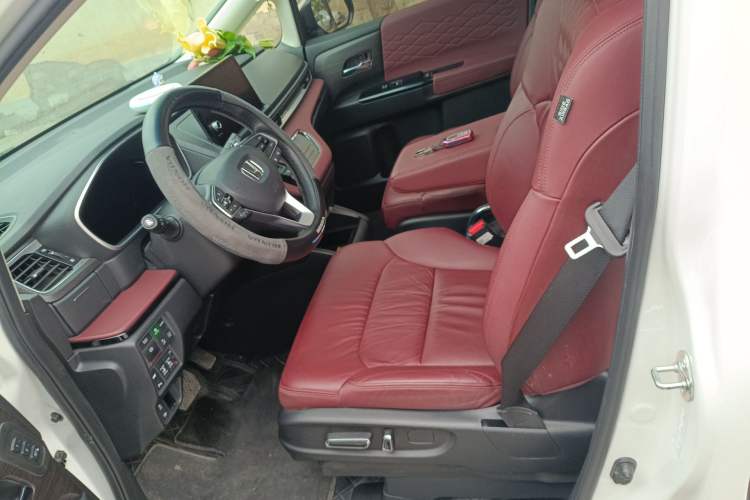Used Honda Elysion 2022 2.0L eHEV Prestige Edition Left Front Seat