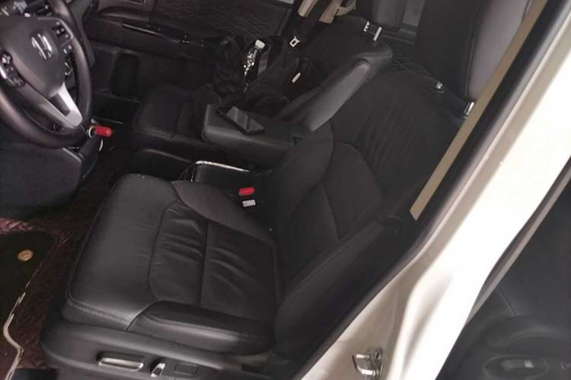 Used Honda Elysion 2022 2.0L eHEV Prestige Edition Left Front Seat