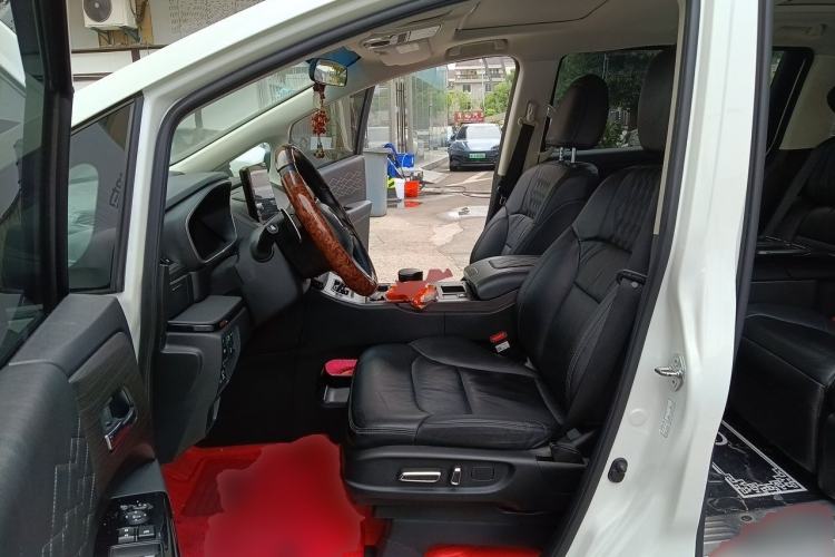 Used Honda Elysion 2022 2.0L eHEV Luxury Edition Left Front Seat