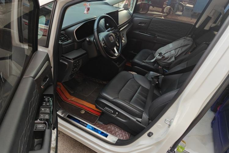 Used Honda Elysion 2022 2.0L eHEV Luxury First Edition Left Front Seat