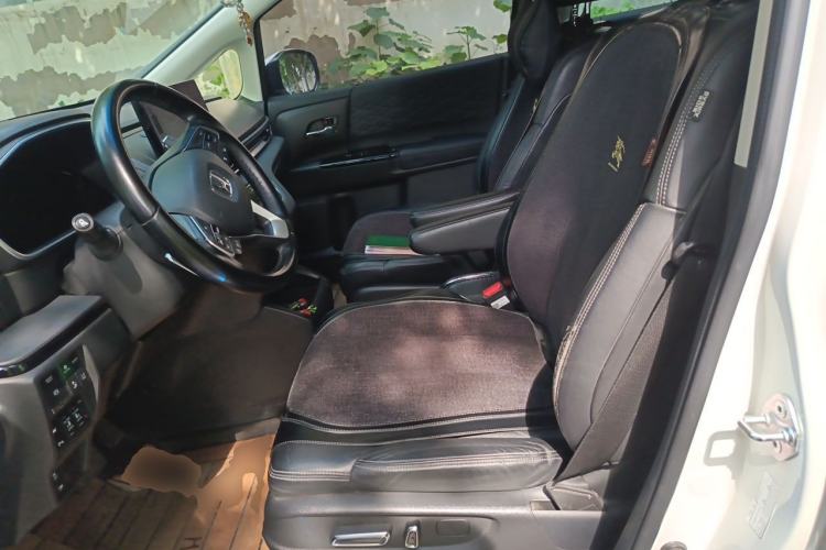 Used Honda Elysion 2022 2.0L eHEV Luxury First Edition Left Front Seat
