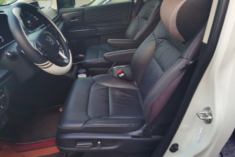 Used Honda Elysion 2022 2.0L eHEV Luxury First Edition Left Front Seat