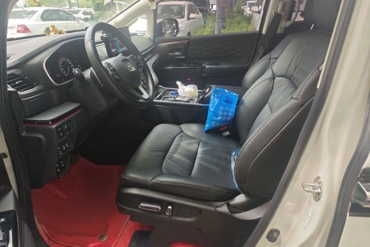 Used Honda Elysion 2022 2.0L eHEV Luxury First Edition Left Front Seat