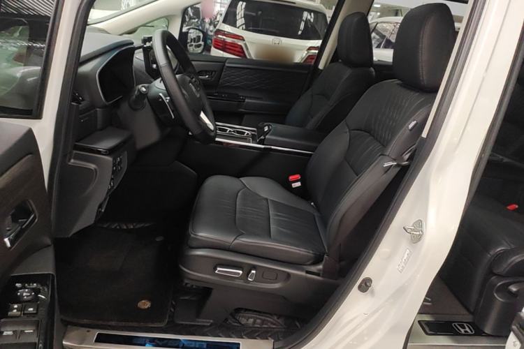 Used Honda Elysion 2022 2.0L eHEV Luxury Edition Left Front Seat