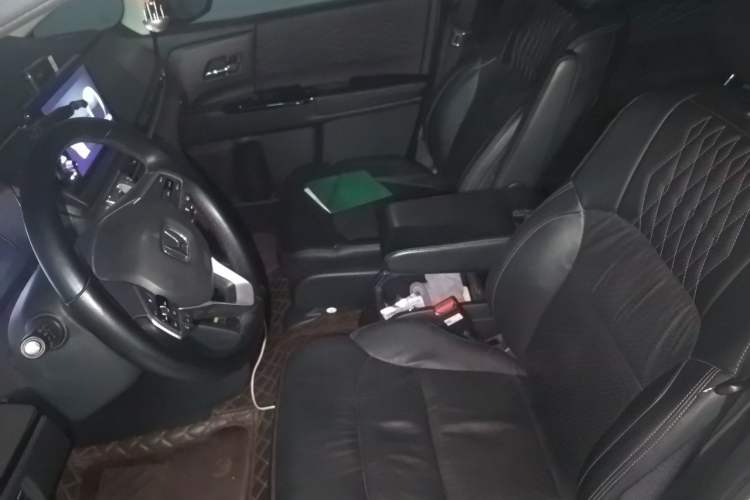 Used Honda Elysion 2022 2.0L eHEV Luxury First Edition Left Front Seat