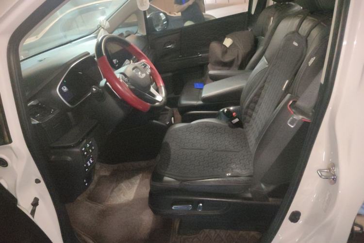 Used Honda Elysion 2022 2.0L eHEV Luxury First Edition Left Front Seat