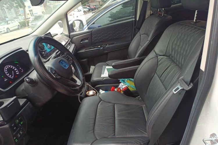 Used Honda Elysion 2022 2.0L eHEV Luxury Edition Left Front Seat