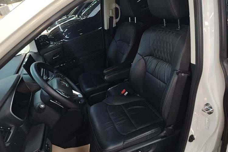 Used Honda Elysion 2022 2.0L eHEV Luxury First Edition Left Front Seat