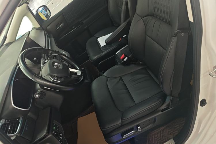 Used Honda Elysion 2022 2.0L eHEV Luxury First Edition Left Front Seat