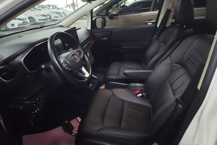 Used Honda Elysion 2022 2.0L eHEV Luxury Edition Left Front Seat