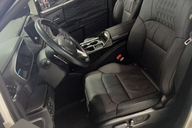 Used Honda Elysion 2022 2.0L eHEV Luxury Edition Left Front Seat