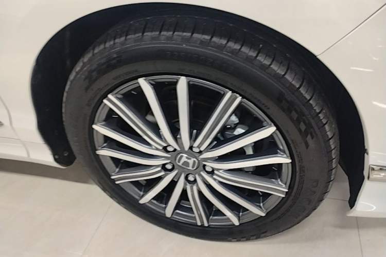 Used Honda Elysion 2022 2.0L eHEV Luxury Edition Left Front Wheel Hub