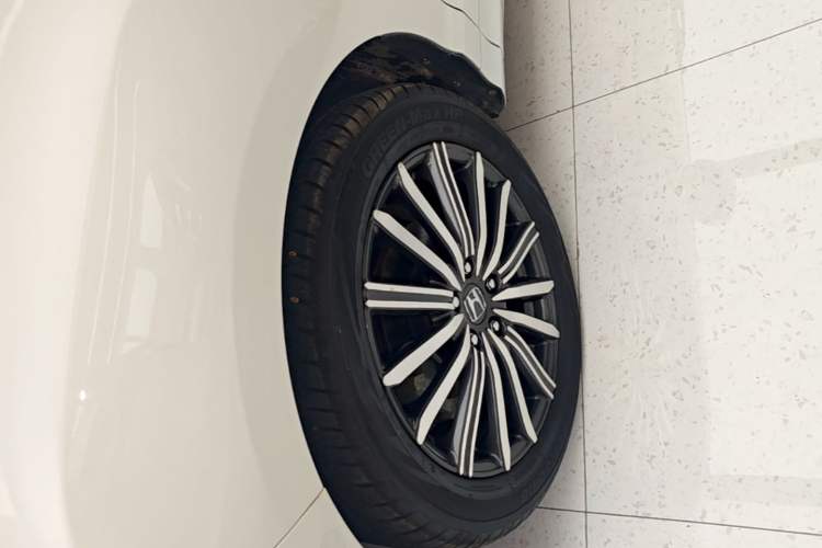 Used Honda Elysion 2022 2.0L eHEV Prestige Edition Left Front Wheel Hub