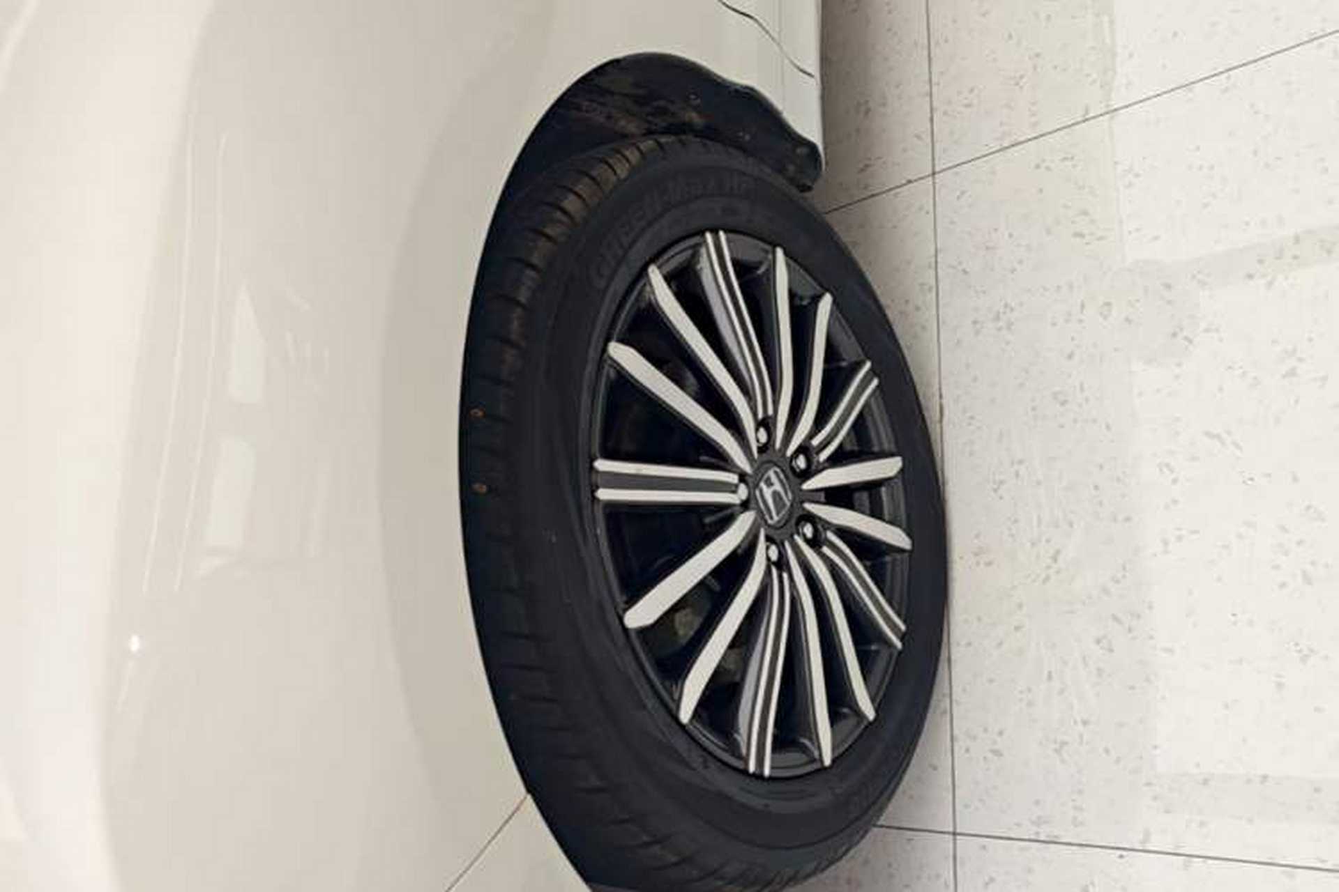 Used Honda Elysion 2022 2.0L eHEV Prestige Edition Left Front Wheel Hub