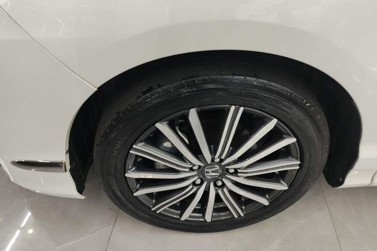 Used Honda Elysion 2022 2.0L eHEV Luxury First Edition Left Front Wheel Hub