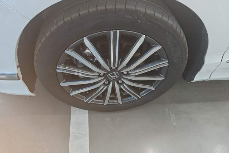 Used Honda Elysion 2022 2.0L eHEV Luxury First Edition Left Front Wheel Hub