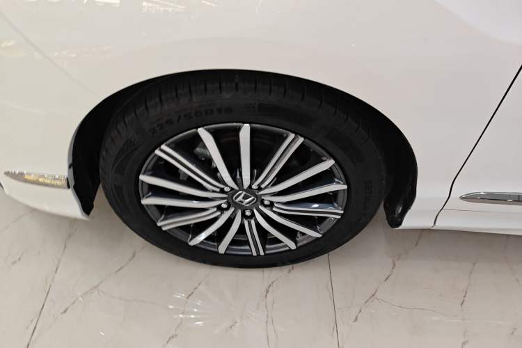 Used Honda Elysion 2022 2.0L eHEV Luxury Edition Left Front Wheel Hub