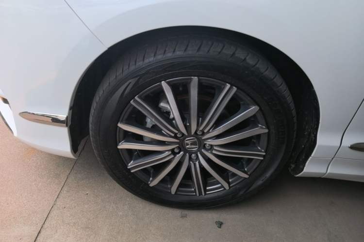 Used Honda Elysion 2022 2.0L eHEV Luxury First Edition Left Front Wheel Hub