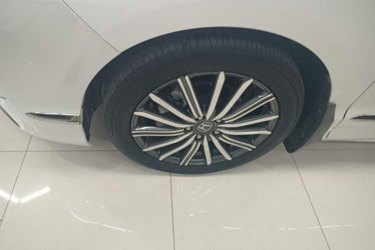Used Honda Elysion 2022 2.0L eHEV Comfort Version Left Front Wheel Hub