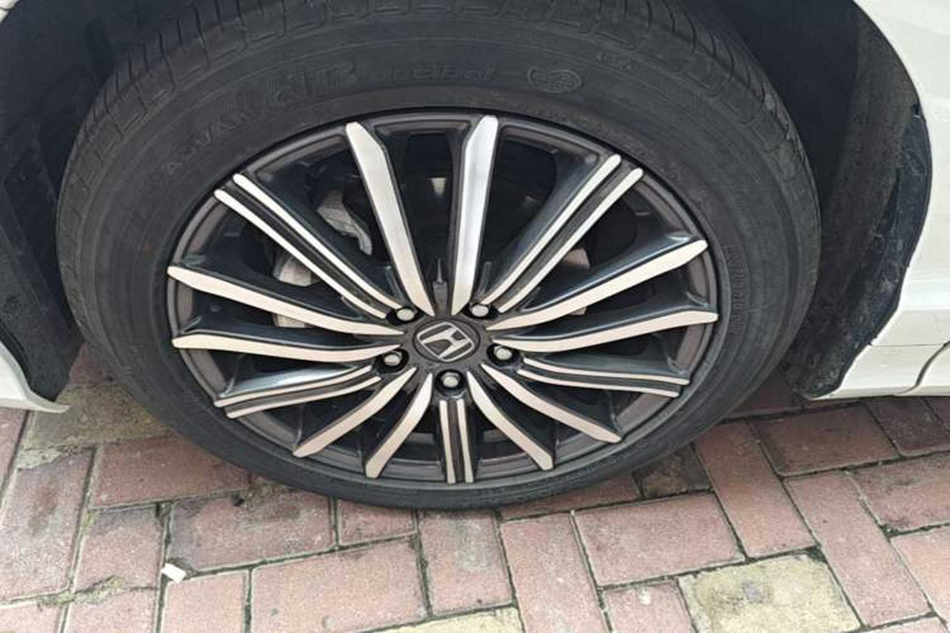 Used Honda Elysion 2022 2.0L eHEV Prestige Edition Left Front Wheel Hub