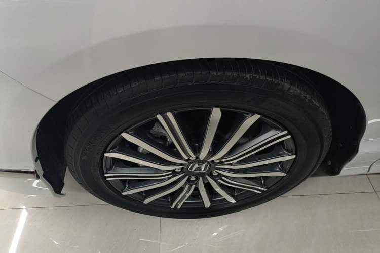 Used Honda Elysion 2022 2.0L eHEV Luxury Edition Left Front Wheel Hub