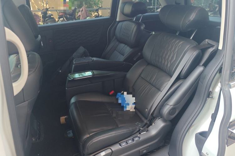 Used Honda Elysion 2022 2.0L eHEV Prestige Edition Left Rear Seat