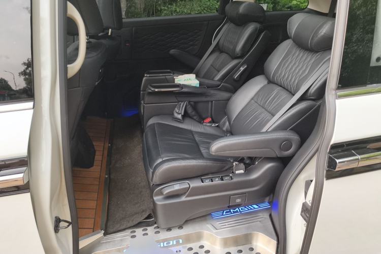 Used Honda Elysion 2022 2.0L eHEV Luxury Edition Left Rear Seat