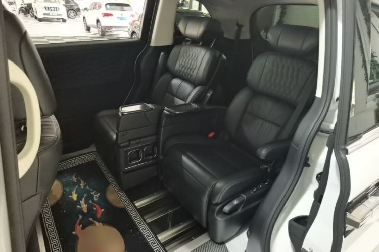 Used Honda Elysion 2022 2.0L eHEV Luxury Edition Left Rear Seat