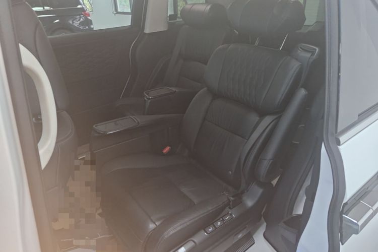 Used Honda Elysion 2022 2.0L eHEV Luxury First Edition Left Rear Seat
