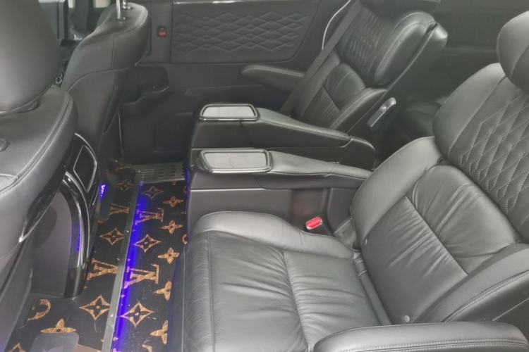 Used Honda Elysion 2022 2.0L eHEV Luxury Edition Left Rear Seat
